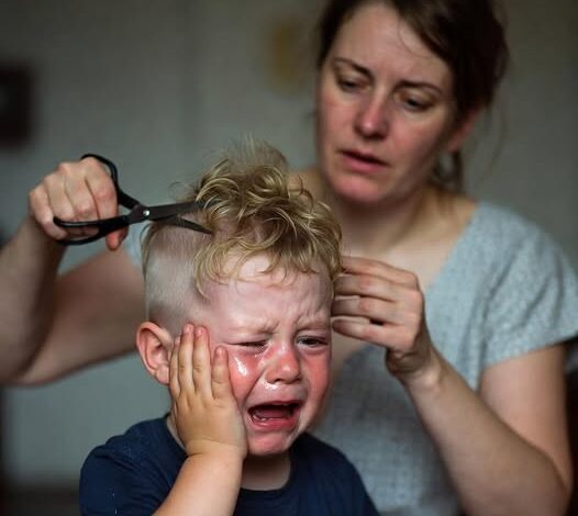 Anyósom kivette az 5 éves kisfiamat az óvodából, hogy BOOTÁLJA ARANY GÖRÖGÉT – amit a férjem adott neki a vasárnapi vacsoránál, attól lógott az állkapcsa.